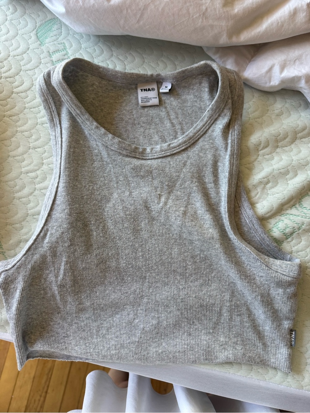 TNA Ribbed Cropped Tank Top in Light Gray